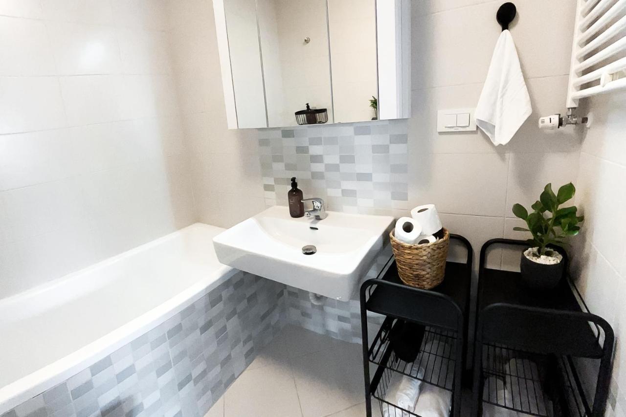 Apartament Downtown D21 Bukareszt Zewnętrze zdjęcie